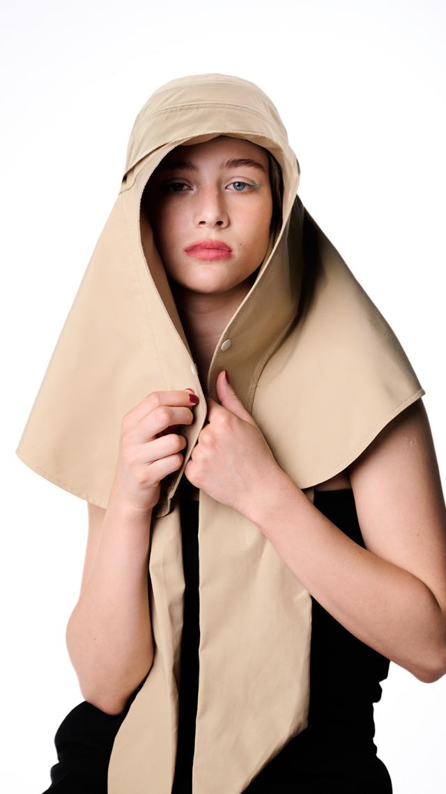 変形ビッグ広つば帽子無地タイプ（UVカット）