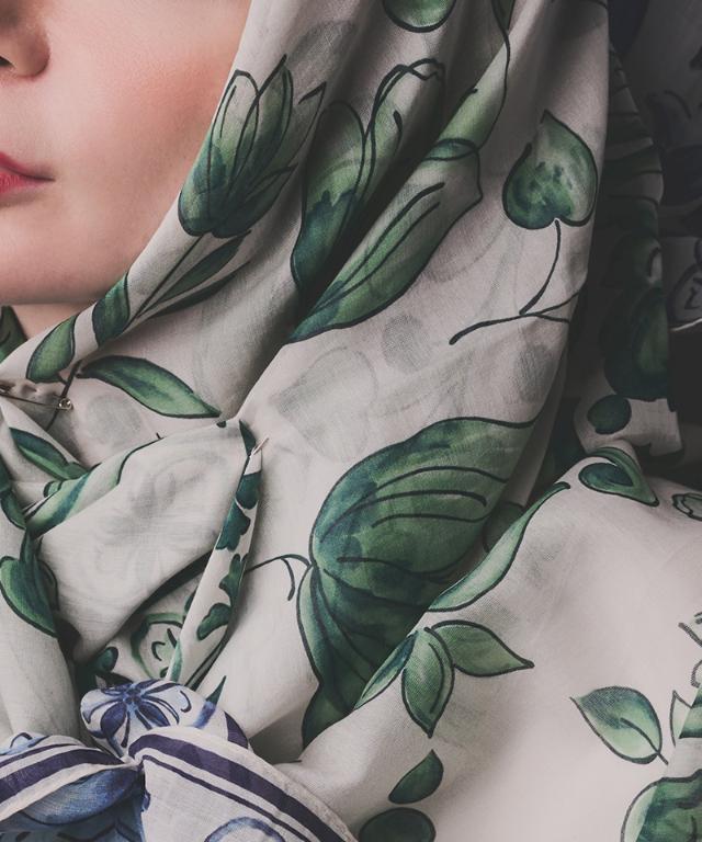 日本製ブルーアラベスクシルクコットンスカーフ_smr26ss-sf14