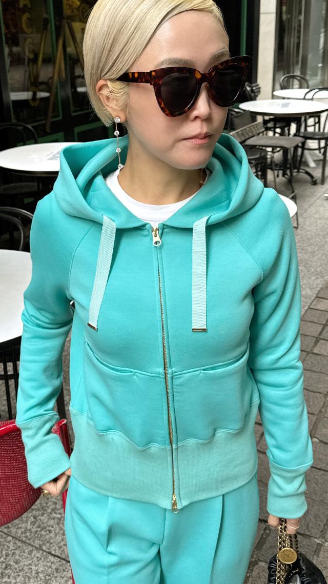 日本製美ラインパーカー