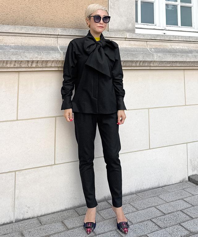 日本製ブラウス見えジャケット（吸湿発熱生地）_sty25aw-jk53