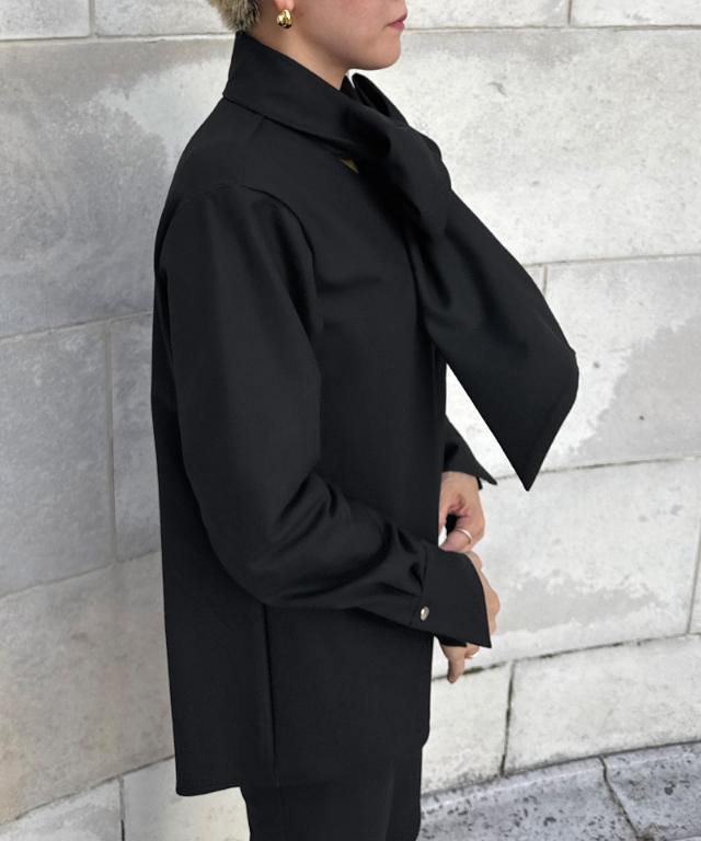 日本製ブラウス見えジャケット（吸湿発熱生地）_sty25aw-jk53