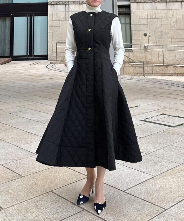 ２WAY機能綿キルティングジレワンピース_sty25aw-op22