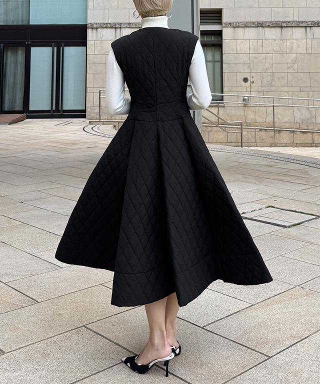 ２WAY機能綿キルティングジレワンピース_sty25aw-op22