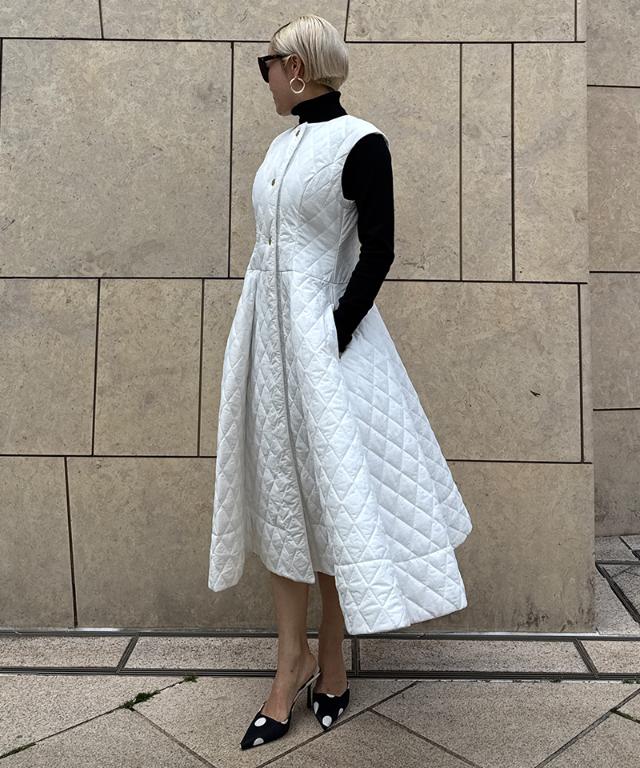 ２WAY機能綿キルティングジレワンピース_sty25aw-op22