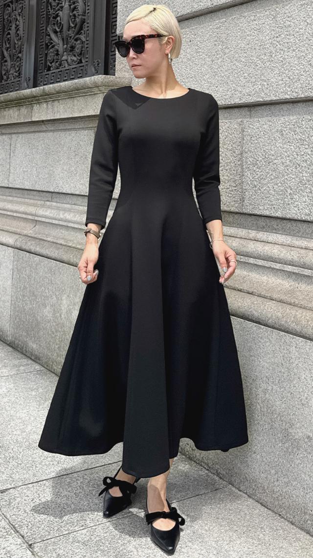 フレンチ美シルエットとろみスリーブワンピース