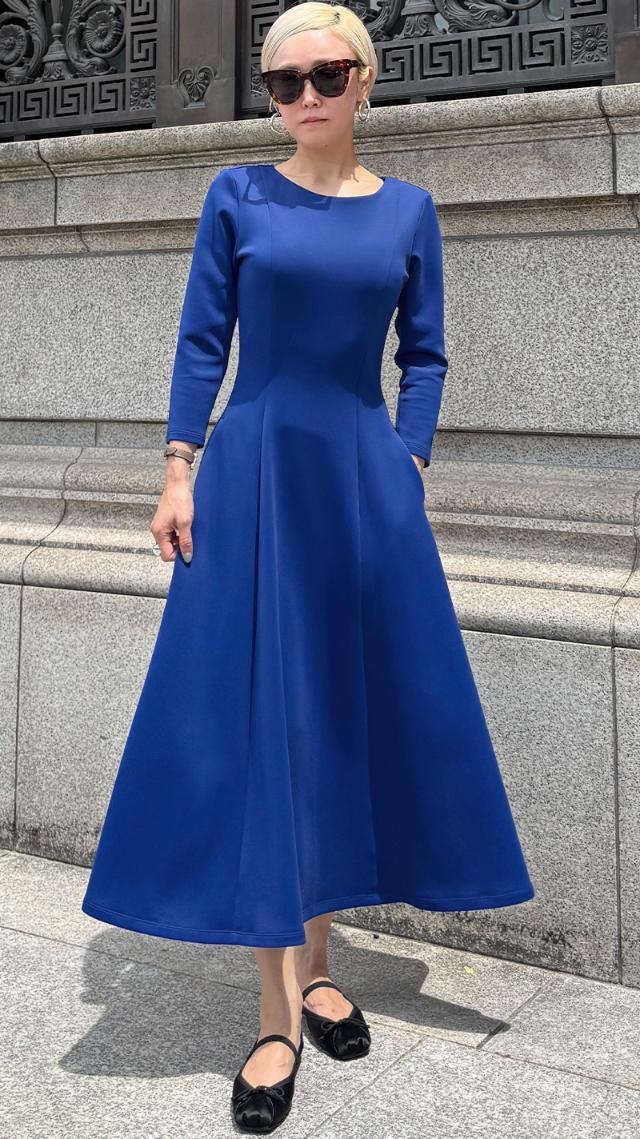 フレンチ美シルエットとろみスリーブワンピース