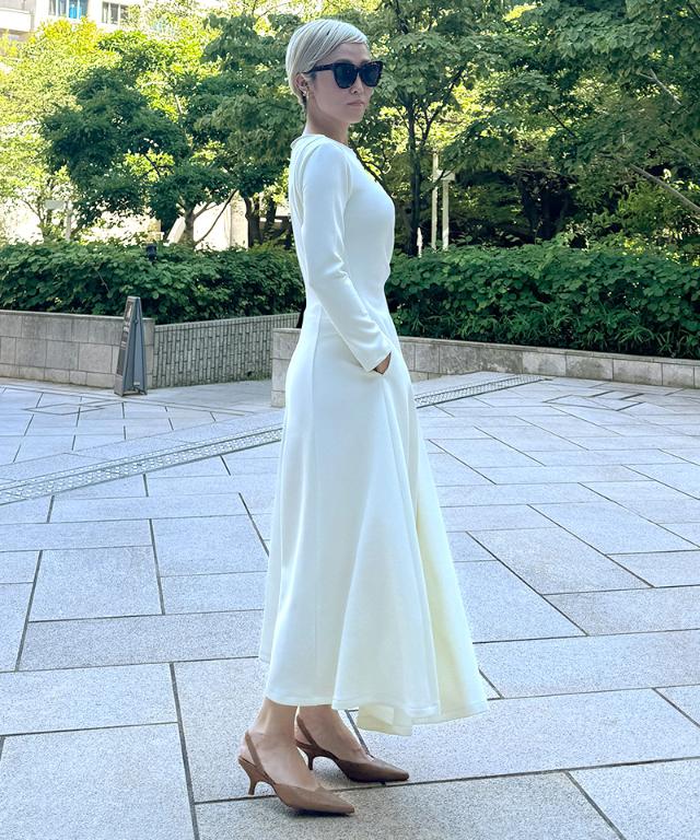 ケリーライクスリーブワンピース_sty25aw-op44