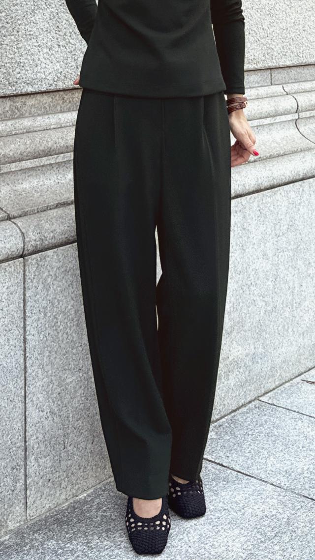 ストレッチモダンワイドパンツ