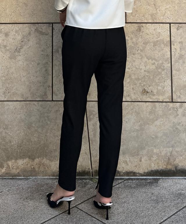 美脚ジョガーパンツ（吸湿発熱生地）_sty25aw-pt56