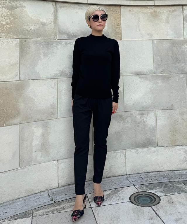 美脚ジョガーパンツ（吸湿発熱生地）_sty25aw-pt56