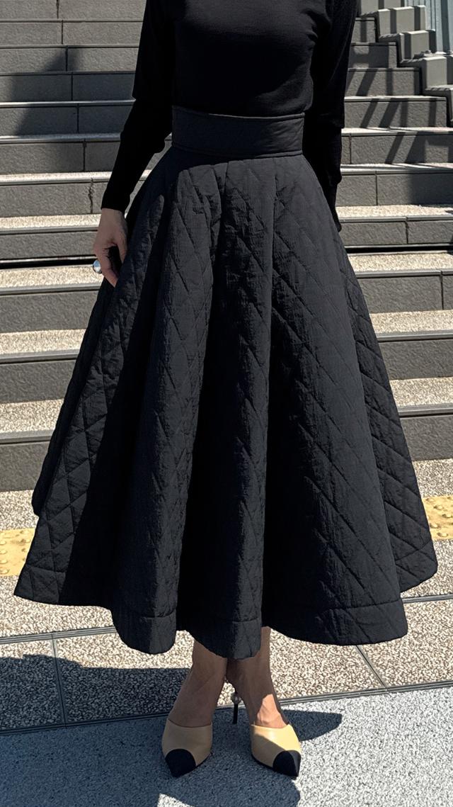 機能中綿キルティングスカート
