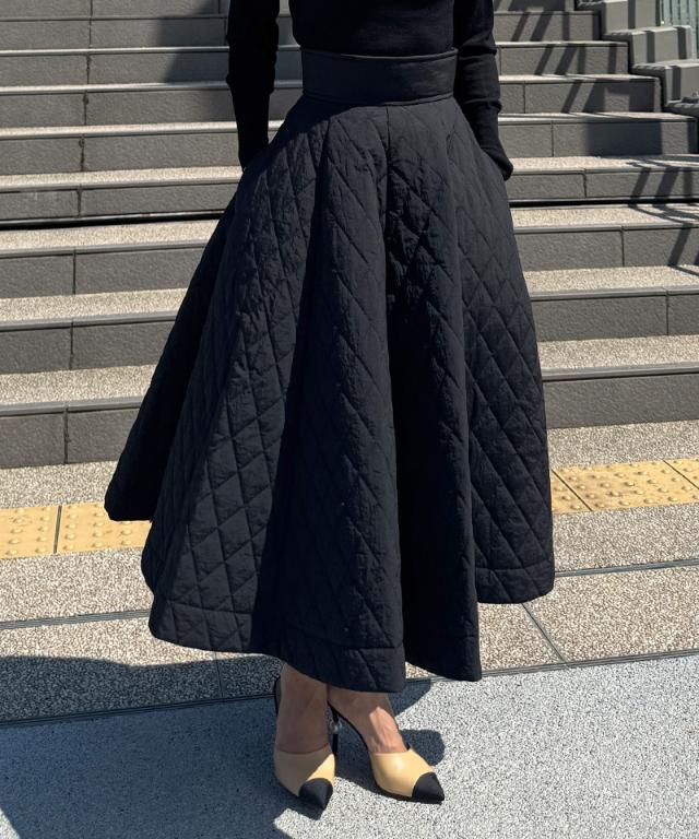 機能中綿キルティングスカート_sty25aw-sk38