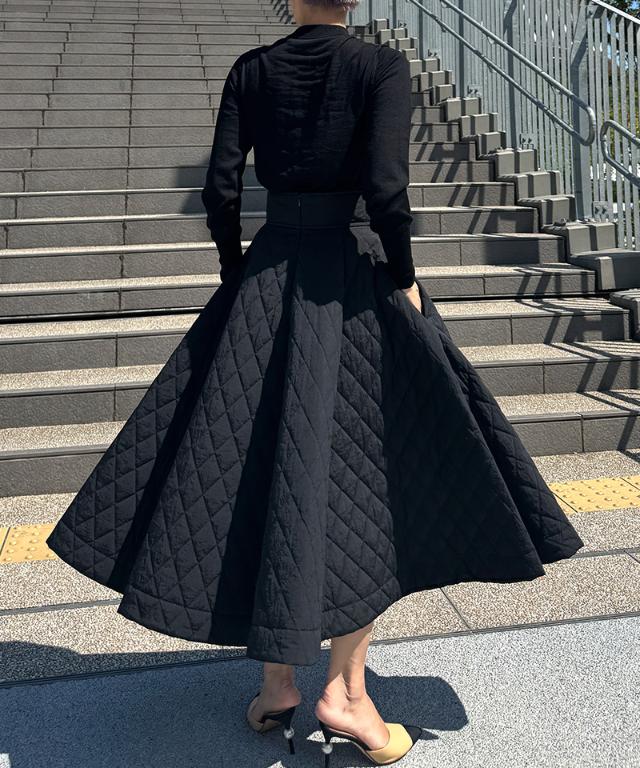 ジェンヌ　機能中綿キルティングスカート 機能中綿キルティングスカート｜JENNE(ジェンヌ)公式通販：パリ