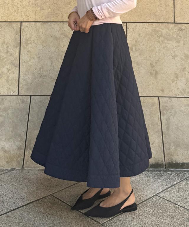 機能中綿キルティングスカート_sty25aw-sk38