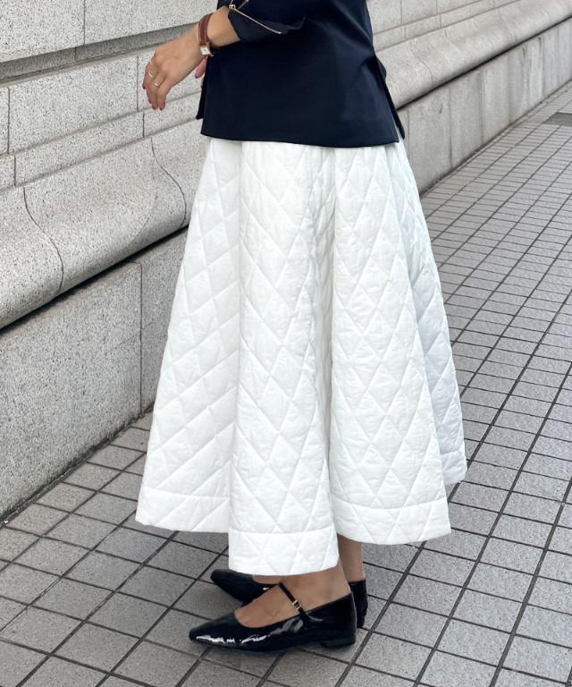 ジェンヌ　機能中綿キルティングスカート 機能中綿キルティングスカート｜JENNE(ジェンヌ)公式通販：パリ