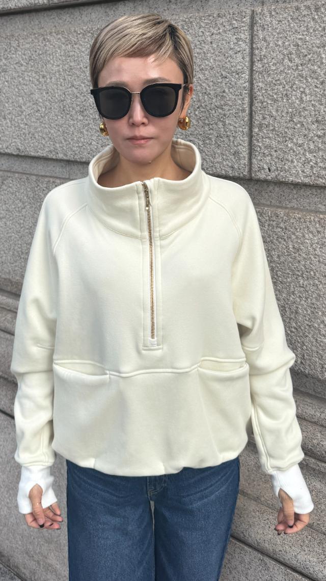 日本製裏起毛スタンドトップス（保温性機能生地）