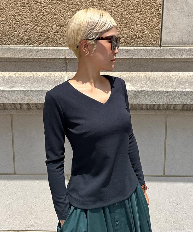 日本製美バストラインVネックカットソー_sty25aw-tp55