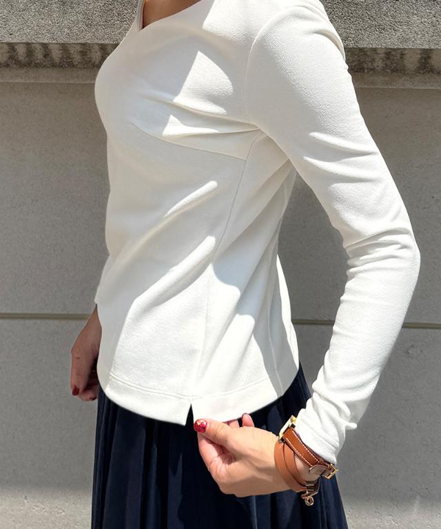 日本製美バストラインVネックカットソー_sty25aw-tp55