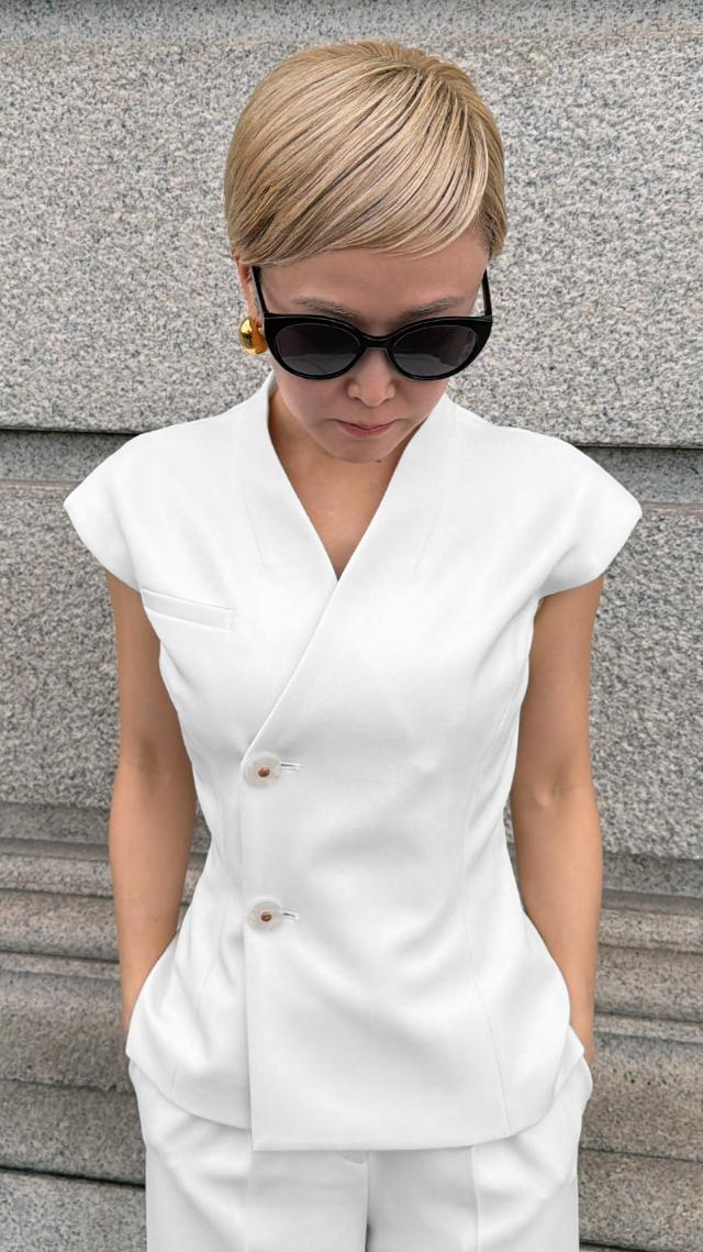 JENNEシックジャケット（防シワ・UVカット機能生地）