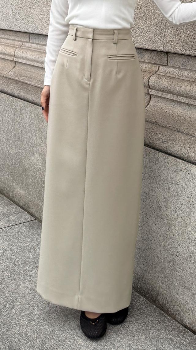 JENNEストレートスカート（防シワ・UVカット機能生地）