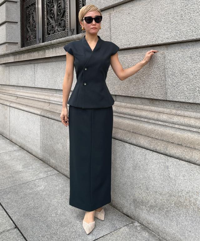 JENNEストレートスカート（防シワ・UVカット機能生地）_sty26ss-sk07