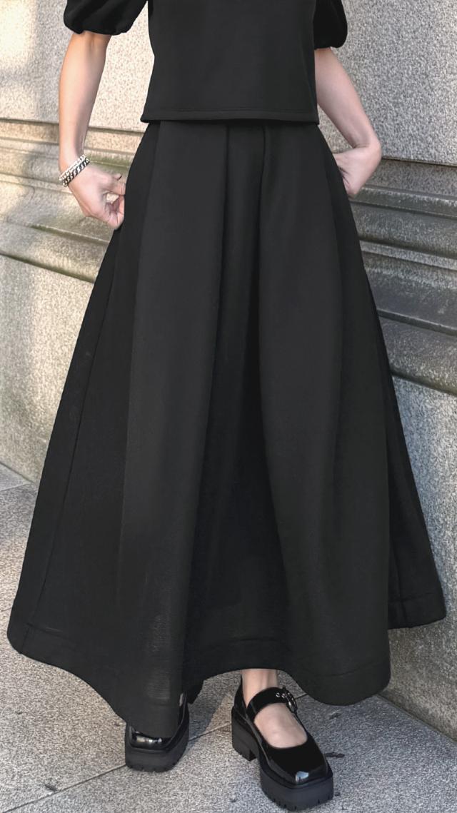 タックダンボールニットスカート