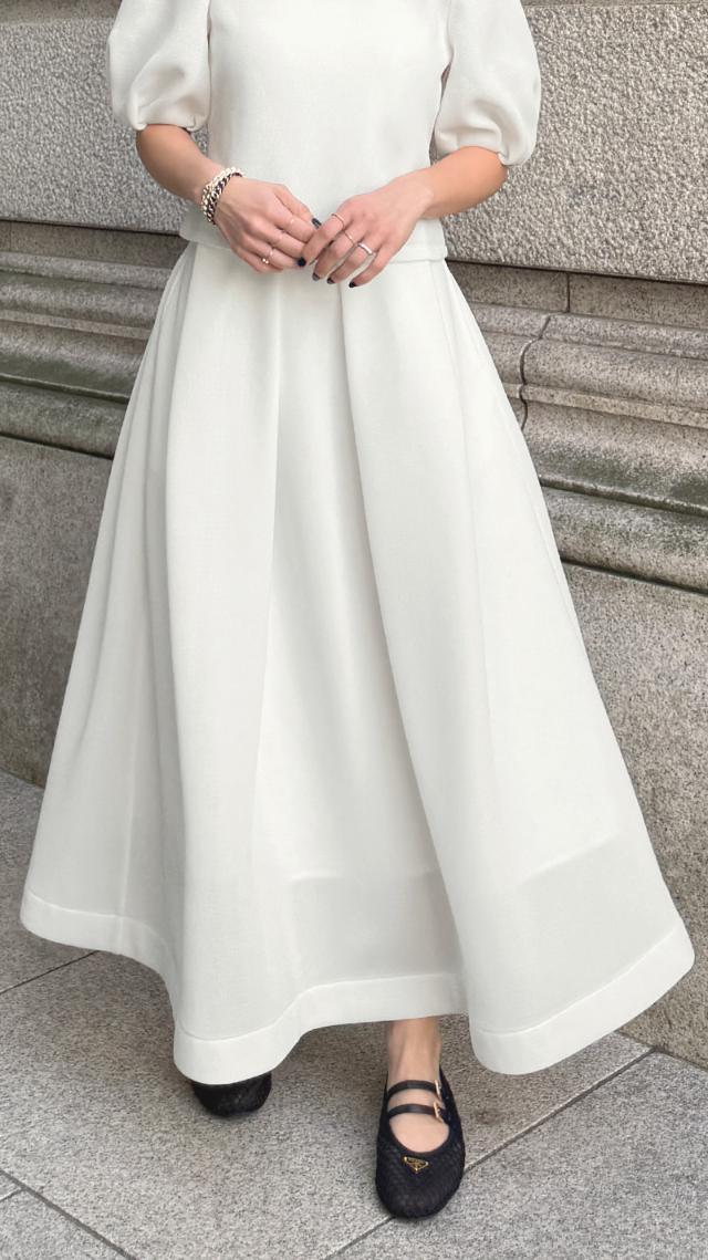 タックダンボールニットスカート