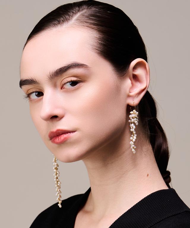 淡水パールアシンメトリーピアス_sym26ss-ac02