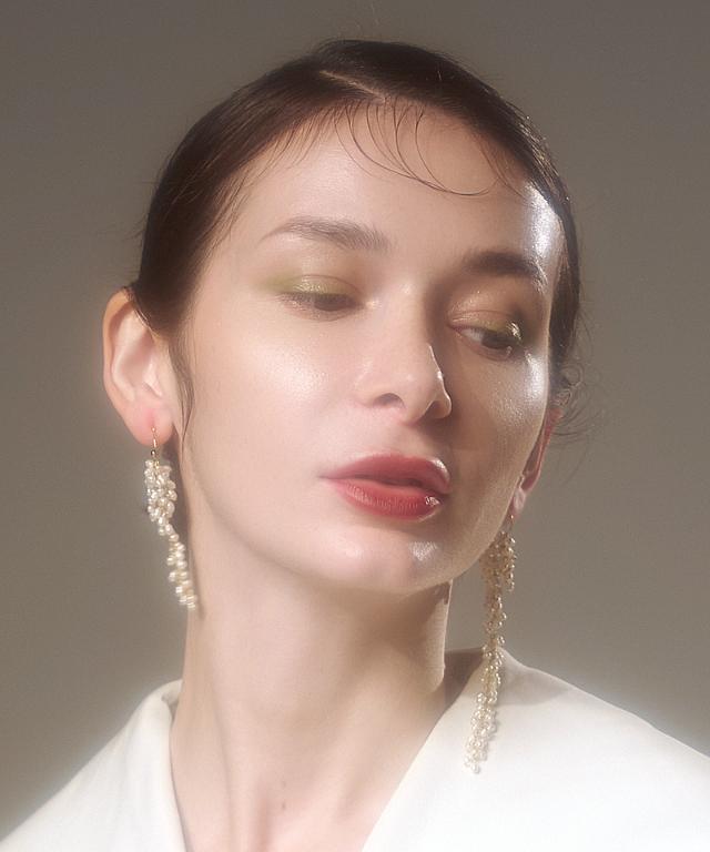 淡水パールアシンメトリーピアス_sym26ss-ac02