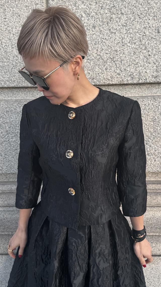 ジャガードクラシカルジャケット