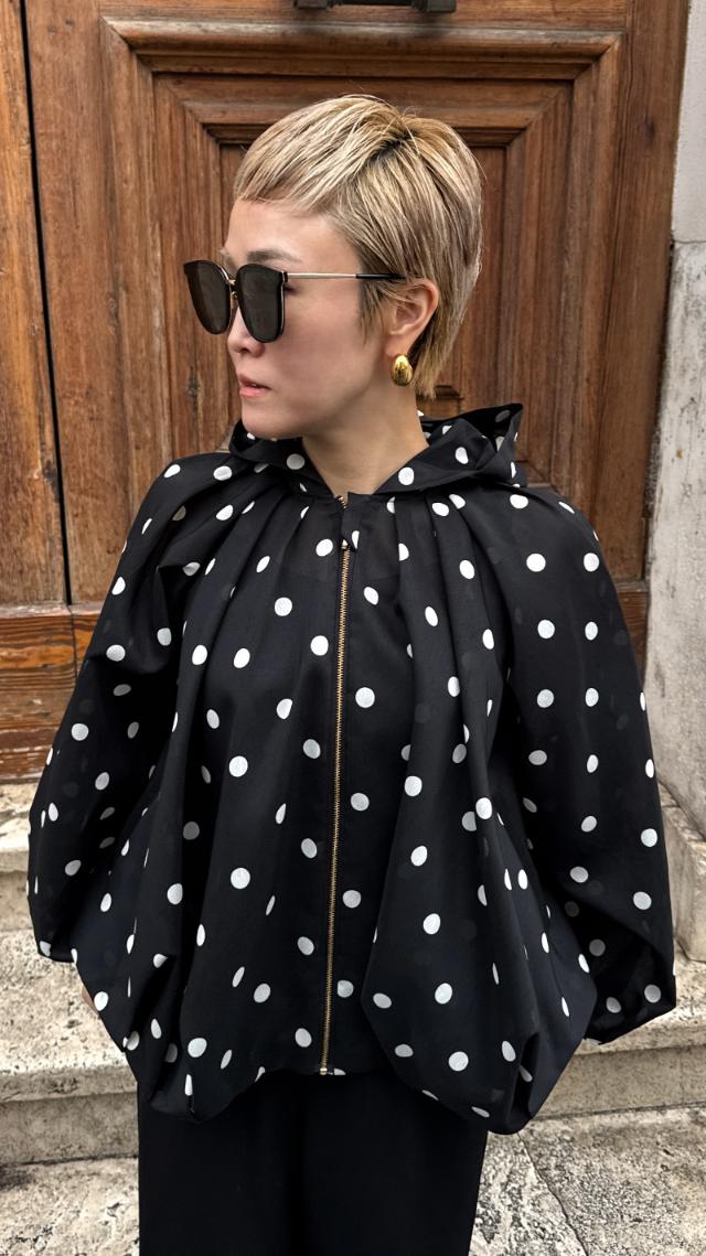 シアードットボリュームブルゾン（北陸生産生地）