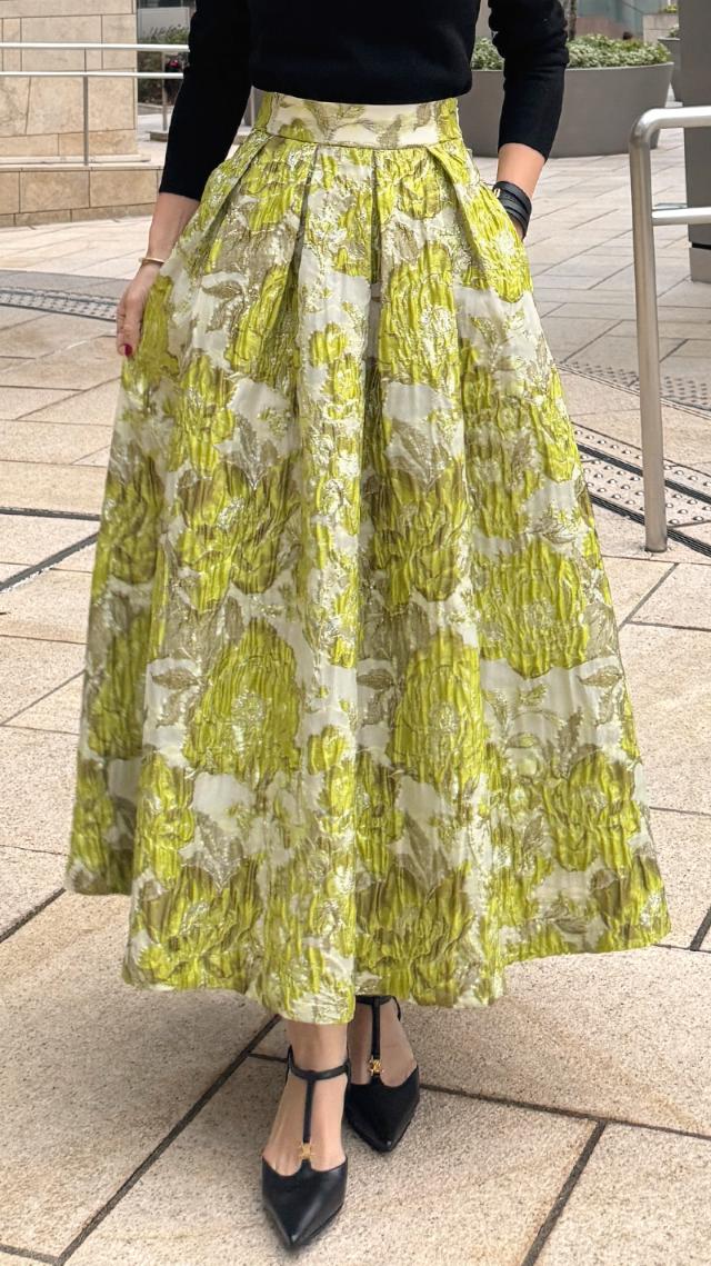 ジャガードドーリー立体スカート