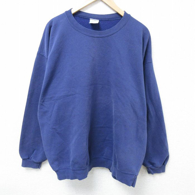 3．【トップス】オールドのものの無地Tシャツや無地スウェット
