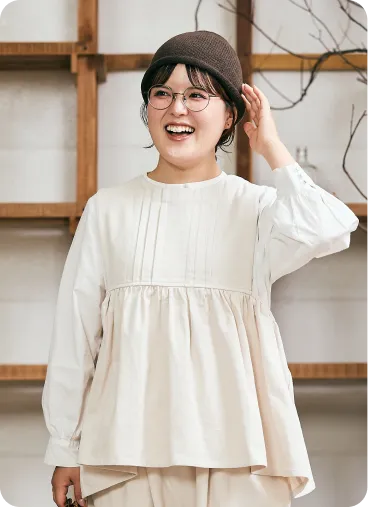 コットン起毛ピンタックギャザーブラウス