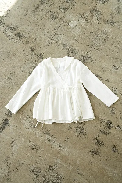 megumiさんリネンカシュクールブラウス