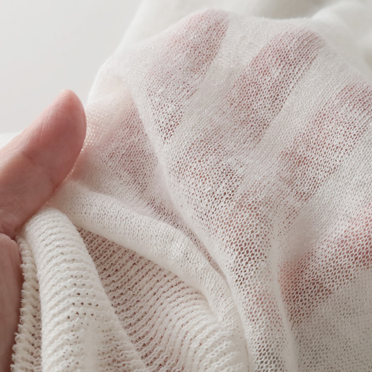 生地アップ 手に持ったところ