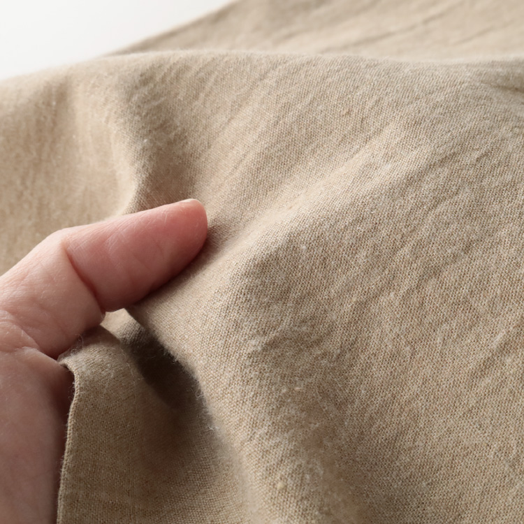 生地アップ 手で持ったところ