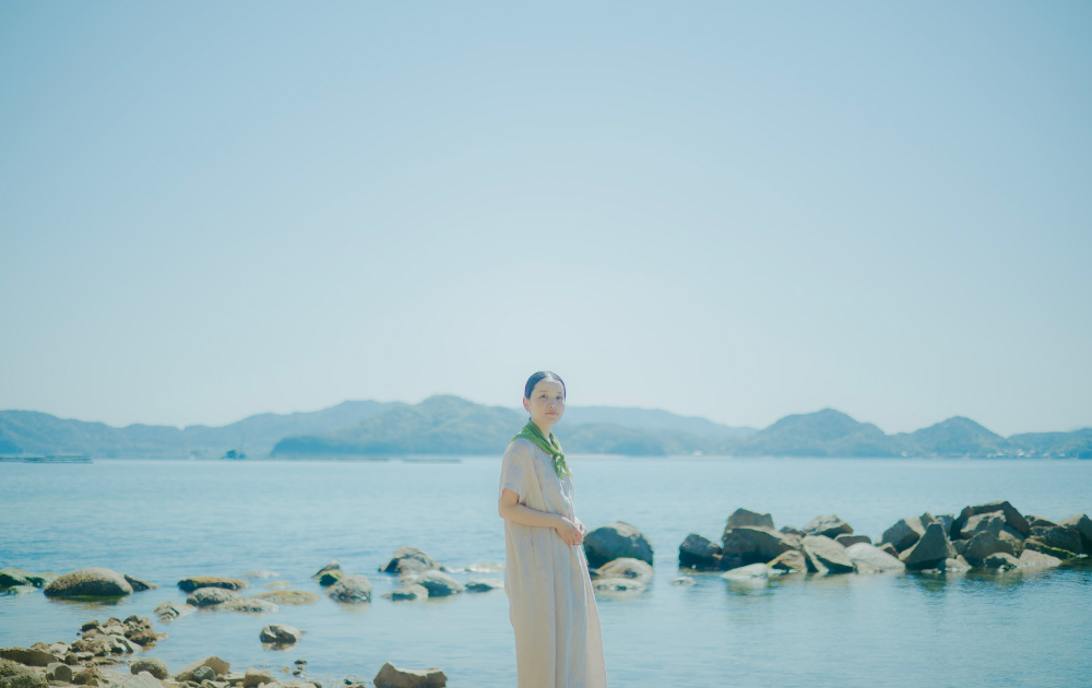 リトアニアリネンタック半袖ワンピース