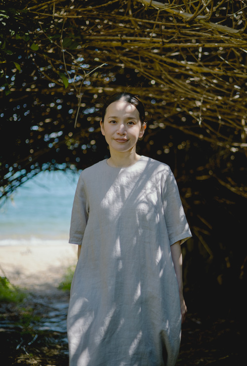 リトアニアリネン後ろあきショート丈五分袖ワンピース