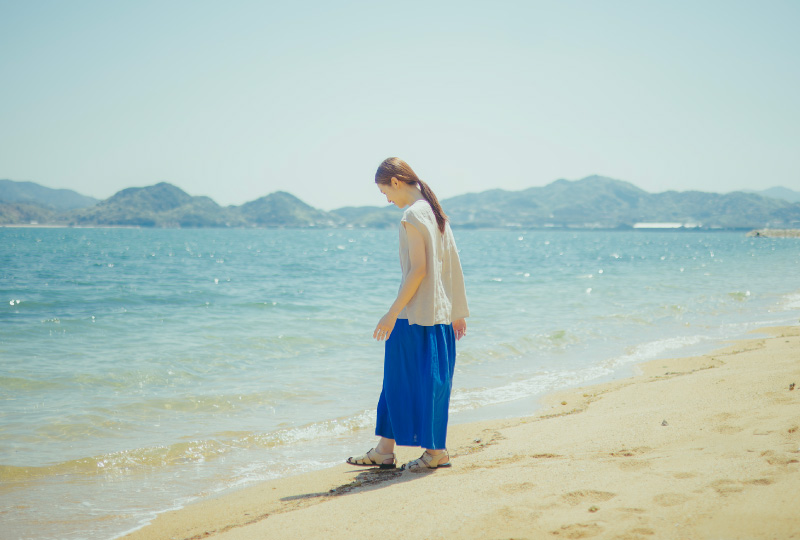 リトアニアリネンフレンチスリーブブラウス